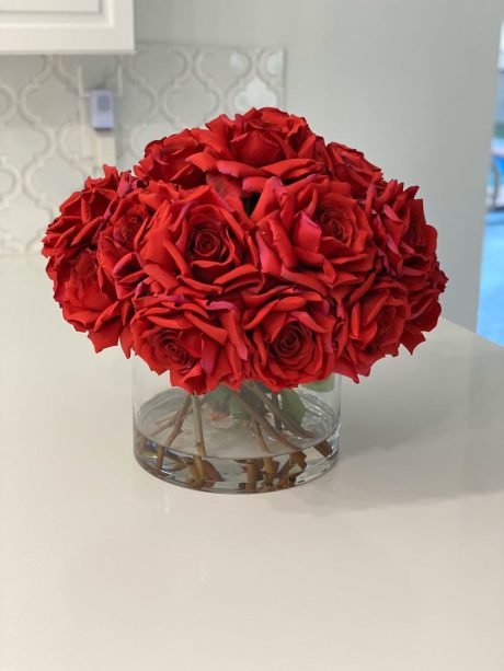XL Rota Cylinder with Red Roses